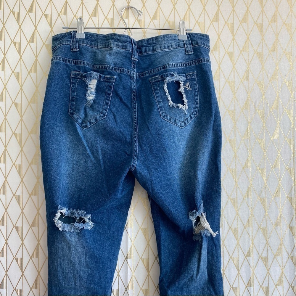 VIP JEANS​ - Picture 6 of 8